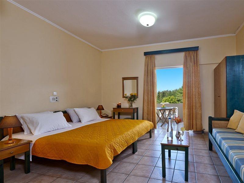 Inea Hotel & Suites Agioi Apostoli  Esterno foto
