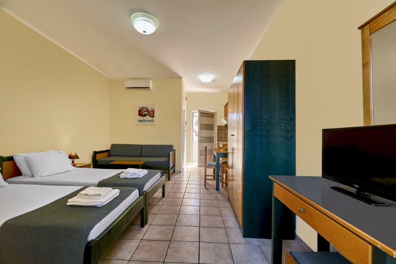 Inea Hotel & Suites Agioi Apostoli  Esterno foto